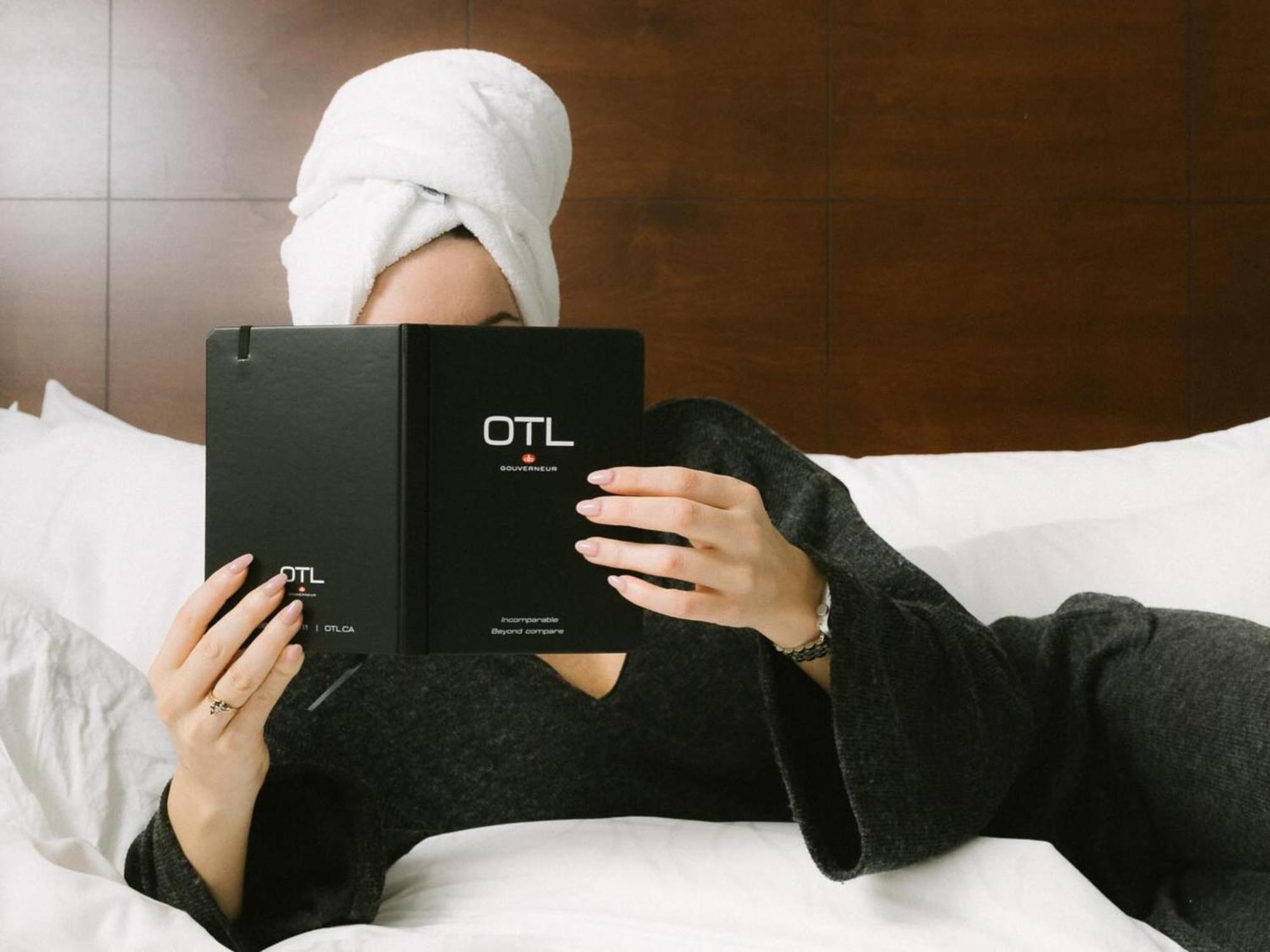 Otl Gouverneur Sherbrooke Ngoại thất bức ảnh