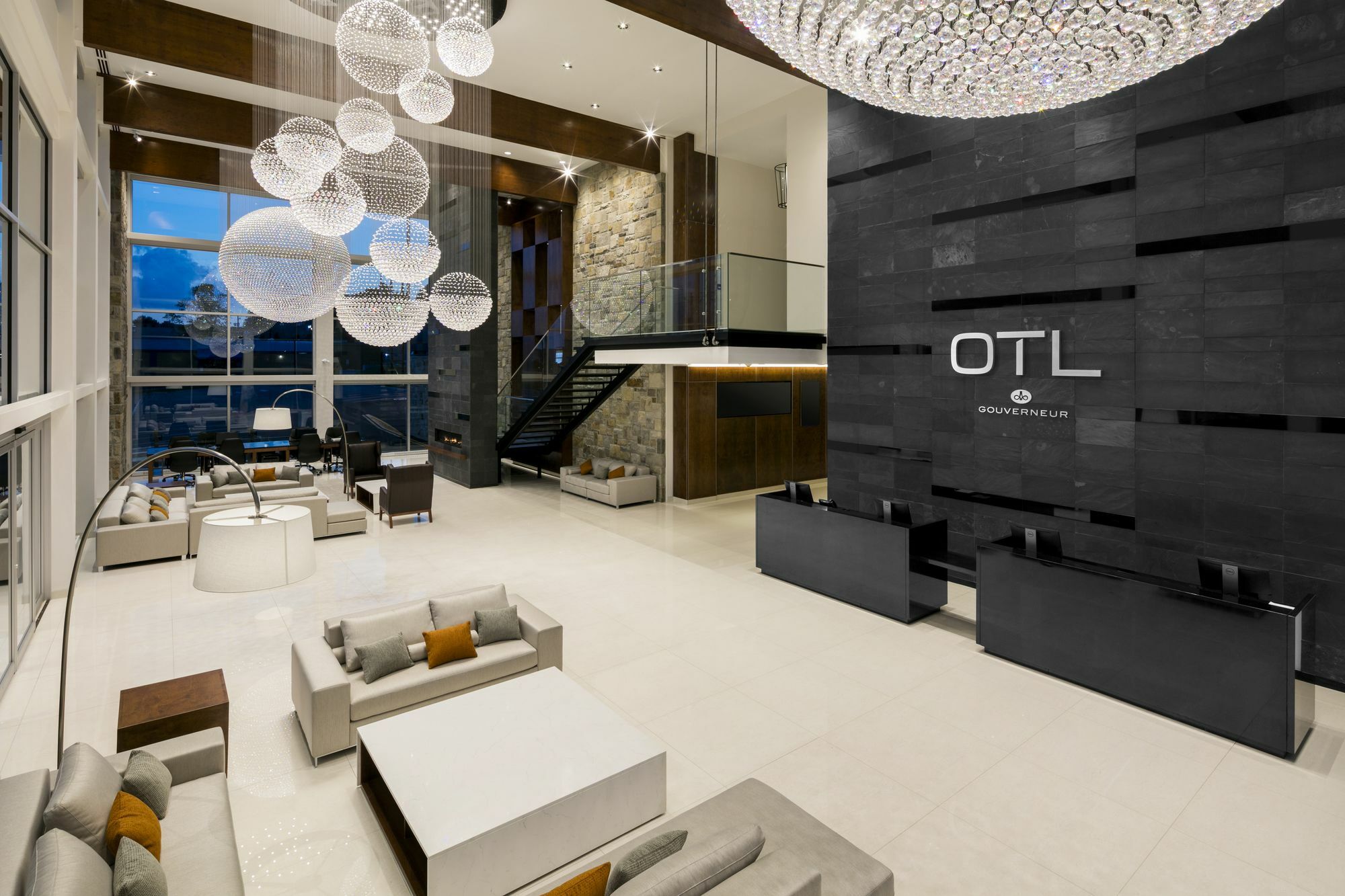 Otl Gouverneur Sherbrooke Ngoại thất bức ảnh OTL's lobby